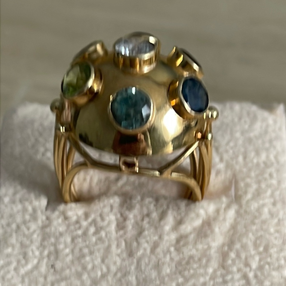 18kt solid 10 grams yellow gold ring,